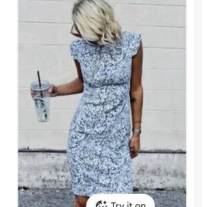 NWT MM LaFleur Indigo dress. size 0 The Sarah dress 4.0